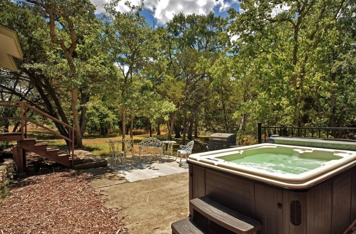 Messina Inn Wimberley Luaran gambar